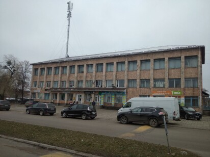 Волинська обл., Камінь-Каширський р-н, смт. Маневичі, вул. Незалежності, 11. Оренда – приміщення 2-го поверху площею 10,80 кв.м. (В)