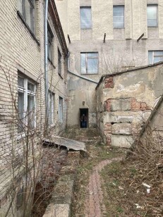 Львівська обл., м. Городок , вул. Львівська, 10. Оренда – приміщення першого поверху площею 10,60 кв. м (В)