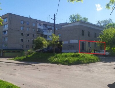 Волинська обл., м. Нововолинськ, вул. Стуса, 1а. Оренда – приміщення 1-го поверху адмінбудівлі площею 63,30 кв.м (В)