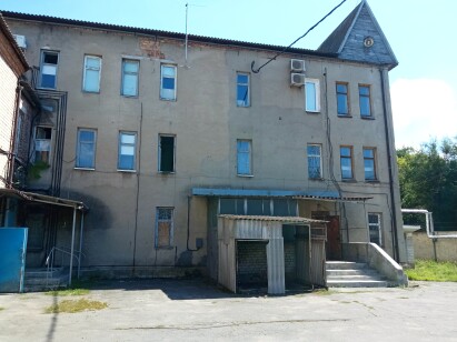 Дніпропетровська обл., м. Синельникове, вул. Богми, 4. Оренда – приміщення 2-го поверху, площею 213,50 кв.м. (В)