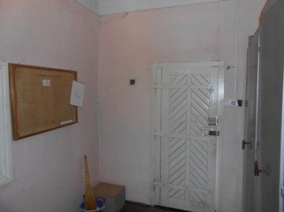 Львівська обл., с. Верин, вул. Є. Коновальця, 14. Оренда – приміщення 1-го поверху площею 22,30 кв. м (В)