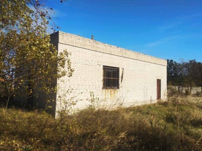 Харківська обл., Харківський р-н, м. Мерефа, вул. Озерянська, 38. Оренда – приміщення будівлі площею 68,70 кв.м. (В)