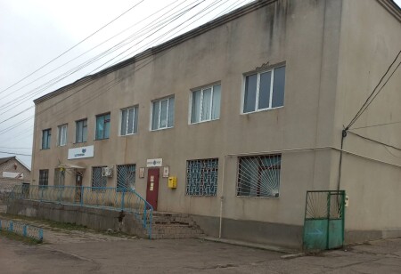 Одеська обл., Одеський р-н, с. Доброслав, вул. Київська, 38. Оренда – приміщення 2-го поверху площею 23,80 кв.м (В)