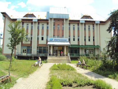 Довгострокова оренда! Закарпатська обл., Хустський р-н, смт. Міжгір’я, вул. Шевченка, 96. Оренда –група приміщень 3-го поверху площею 667,8 кв. м (В)