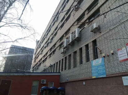 Дніпропетровська обл., м. Дніпро, вул. Князя Ярослава Мудрого, 3. Оренда – приміщення  5-го  поверху площею 10,90 кв.м.(П)