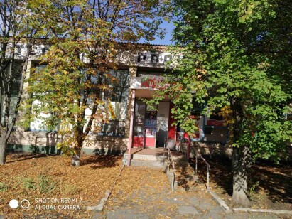 Кіровоградська обл., смт. Устинівка, вул. Гагаріна, 2. Оренда – приміщення 1-го поверху площею 112,3 кв.м.