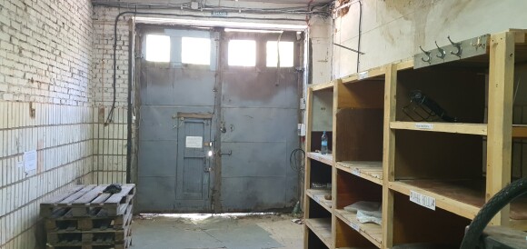 Сумська обл., м. Суми, вул. Нижньосироватська, 64. Оренда – приміщення гаражу площею 46,60 кв. м. (В)