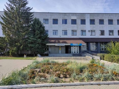 Дніпропетровська обл. м. Верхньодніпровськ, вул. Кам’янська, (Титова) 8. Оренда – група приміщень 3-го поверху, площею 46,40 кв.м. (№209,210) (В)