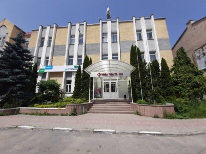 Львівська обл., м. Стрий, вул. Поштова, 5. Оренда – приміщення 3-го поверху площею 114,60 кв. м. (В)