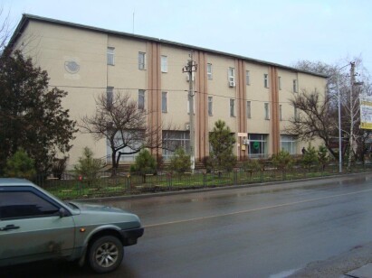 Одеська обл., Березівський р-н, м. Березівка, вул. Грушевського, буд.1а. Оренда – приміщення 3-го поверху загальною площею 90,30 кв.м (В)