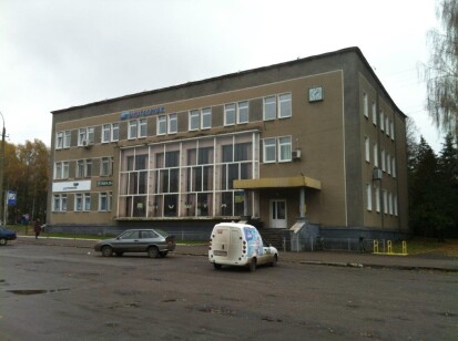 Чернігівська обл., м. Мена, вул. Героїв АТО, 9. Оренда – офісні приміщення 1-го поверху площею 35,75 кв.м. (В)