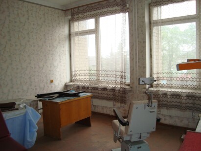 Одеська обл., м. Подільськ, вул. Соборна, буд.№72. Оренда – приміщення медичного кабінету 2-го поверху площею 59,40 кв.м. (В)