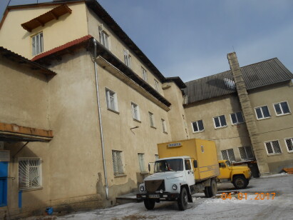 Івано-Франківська обл., смт. Верховина, вул. Франка, 6. Оренда приміщення 2-го поверху