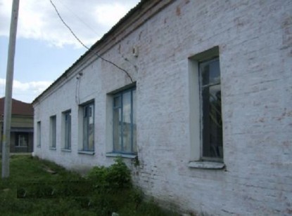 Рівненська обл., Дубенський р-н. с. Верба вул. Грушевського ,4 . Оренда – виробничі приміщення площею 146,7 кв.м. (В)