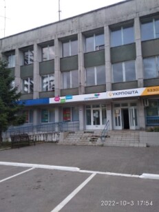 Дніпропетровська обл., м. Покров, вул. Центральна, 50. Оренда – приміщення 1-го поверху площею 16,5 кв.м. (В)