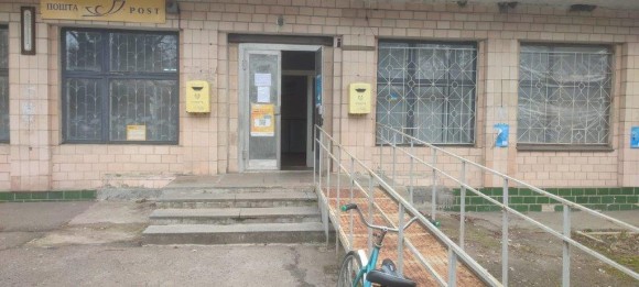 Полтавська обл., Полтавський р-н, cмт. Чутове, вул. Незалежності, 24. Оренда – приміщення 3-го поверху площею 106,20 кв.м. (В)