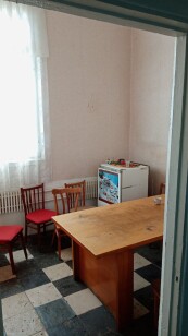 Дніпропетровська обл., м. Кривий Ріг, вул. Головка Адмірала, 71. Оренда – приміщення 3-го поверху, площею 777,30 кв.м. (В) 