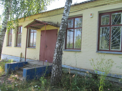 Сумська обл., Роменський р-н., с. Хоружівка, вул. б/н. Оренда – частина нежитлового приміщення площею 38,70 кв.м. (В)