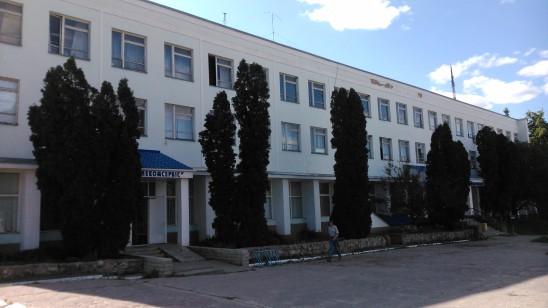 Сумська область, Шосткинський р-н, м. Глухів, пл. Свободи, буд. 2. Оренда – офісне приміщення 2-го поверху площею 22,50 кв.м. (В)