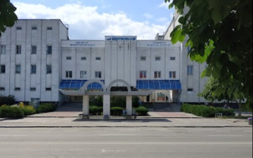 Київська обл., м. Біла Церква, бул. Олександрійський, 23/1;   Оренда – частина приміщень 2-го поверху площею 378,5 кв.м. (В)