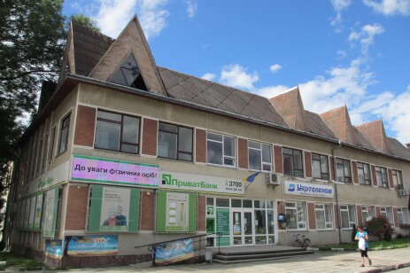 Івано-Франківська обл., м.Тлумач, вул. Макуха, 14А. Оренда – приміщення 1-го поверху, площею 15,0 кв.м. (В)