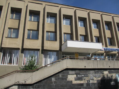 Закарпатська обл., Ужгородський р-н, смт. Великий Березний, вул. Шевченка, 29. Оренда – приміщення 3-го поверху площею 298,6 кв.м. (В)