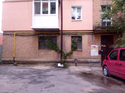 Кіровоградська обл., м. Кропивницький, вул. Академіка Корольова, 25/6. Оренда – приміщення 1-го поверху площею 43,50 кв.м (В)