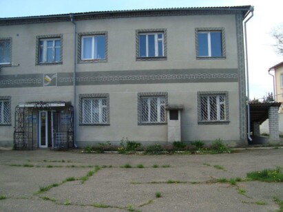 Одеська обл., Подільський р-н., смт. Любашівка, вул. Софіївська, буд. 87б. Оренда – приміщення 2-го поверху загальною площею 13,80 кв.м. (В)