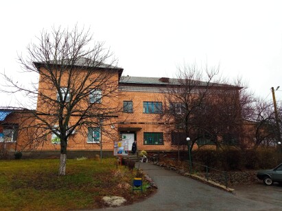 Полтавська обл., Миргородський р-н, смт. Велика Багачка, вулиця Чекалових, 17. Оренда – приміщення 2-го поверху площею 152,83 кв.м. (В)