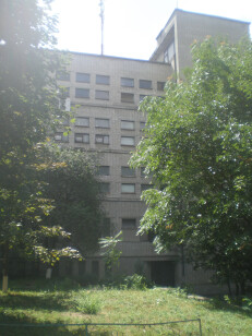 ДОВГОСТРОКОВА ОРЕНДА! Дніпропетровська обл., м. Дніпро, вул. Панікахи, 27. Оренда – приміщення 2-го поверху площею 557,80 кв.м. (П)