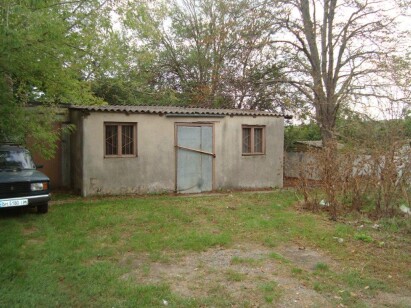 Одеська обл., м. Білгород-Дністровський, с. Старокозаче, вул. Горького, 28; Оренда – приміщення складу загальною площею 48,3 кв.м (В).