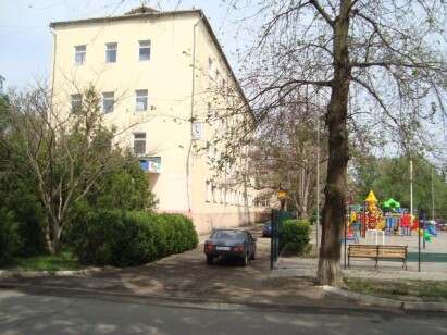 Одеська обл., Білгород-Дністровський р-н., смт. Сарата, вул. Чкалова, буд. 15. Оренда – приміщення 2-го поверху площею 17,80 кв.м. (В)