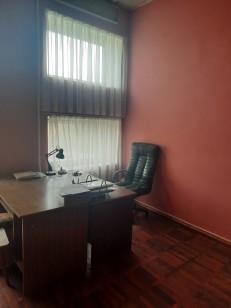 Дніпропетровська обл., м. Кам’янське, вул. Героїв АТО, 1. Оренда – приміщення 3-го поверху площею 17,30 кв.м.(В)