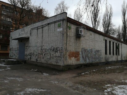 Чернігівська обл., м. Чернігів, вул. Толстого, 106-А. Оренда – виробничі приміщення площею 227,5 кв.м (В)