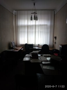 Волинська обл., м. Рожище, вул. Незалежності, 60а. Оренда - приміщення 2-го поверху адмінбудівлі площею 16,50 кв.м.