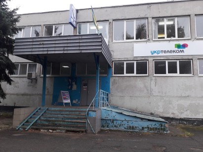 ДОВГОСТРОКОВА ОРЕНДА! Харківська обл., м. Лозова, вул. Михайла Грушевського, 7. Оренда – приміщення 3-го поверху, площею 1243,7 кв.м. (В)