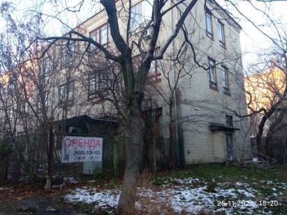 Довгострокова оренда! м. Київ, вул. Теліги Олени, 39Г (Шевченківський р-н), літ. «А». Оренда – приміщення будинку виробничого АТС-440, площею 1 177,50 м2 (В)