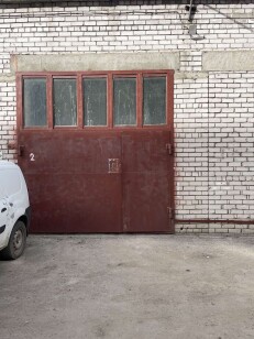 Дніпропетровська обл., м. Кам’янське, просп. Героїв АТО, 1. Оренда – приміщення будівлі гаражів загальною площею 122,80 кв.м (П)