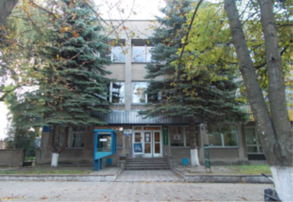 Львівська обл., м. Сокаль, вул. Шептицького, 105;  Оренда – приміщення 2-го поверху площею 10,20 кв. м. (В)