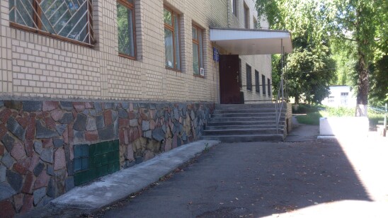 Вінницька обл., Тульчинський р-н, смт. Піщанка, вул. Муравського, 1, оренда – приміщення 1-го поверху площею 27,80 кв.м. (В)