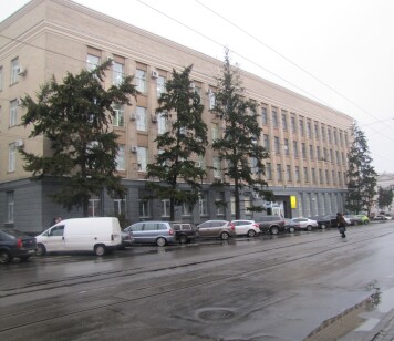 Вінницька обл., м. Вінниця, вул. Соборна, 8. Оренда – приміщення 2-го поверху 20.9 кв.м.