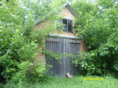 Сумська обл., Липоводолинський р-н., с.Берестівка, вул. Катерини Зеленко, буд.1; Оренда–гараж площею 29,6 кв.м.(В)