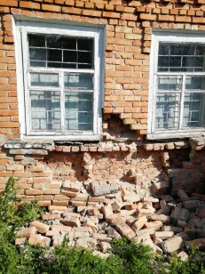 Сумська обл., Сумський р-н., с. Воронівка, вул. Миру, буд. 15. Оренда – нежитлове приміщення площею 22,4 кв.м. (В)