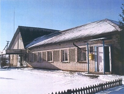 Сумська обл., Шосткинський р-н, с. Макове, вул. Озерна, 1. Оренда – частина будівлі