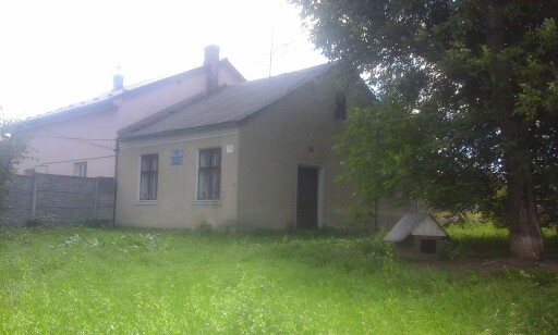 Львівська обл., м. Ходорів, вул. Шевченка, 119. Оренда –  частини будівлі площею 48,10 кв. м. (В)