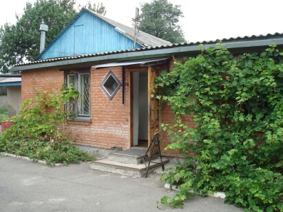 Харківська обл., м. Красноград, вул. Соборна, 56. Оренда – приміщення 1-го поверху 