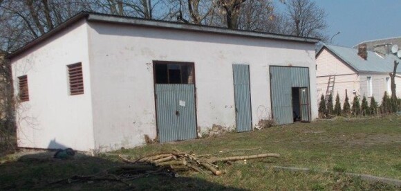 Львівська обл., м. Белз, вул. Савенка, 8. Оренда – приміщення гаражу площею 40,3 кв.м. (В)