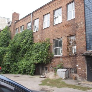 Дніпропетровська обл., м. Дніпро, вул. Пушкіна, 75А.Оренда – приміщення 2-го поверху площею 691,20 кв. м (П)