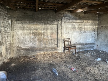 Рівненська обл., смт. Володимирець, вул. Поштова, 23В. Оренда – приміщення гаража площею 16,90 кв.м (В)