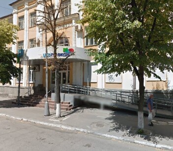 Полтавська обл., Кременчуцький р-н, м. Кременчук, вулиця Соборна, 17. Оренда – приміщення 1-го поверху площею 22,70 кв.м. (В)